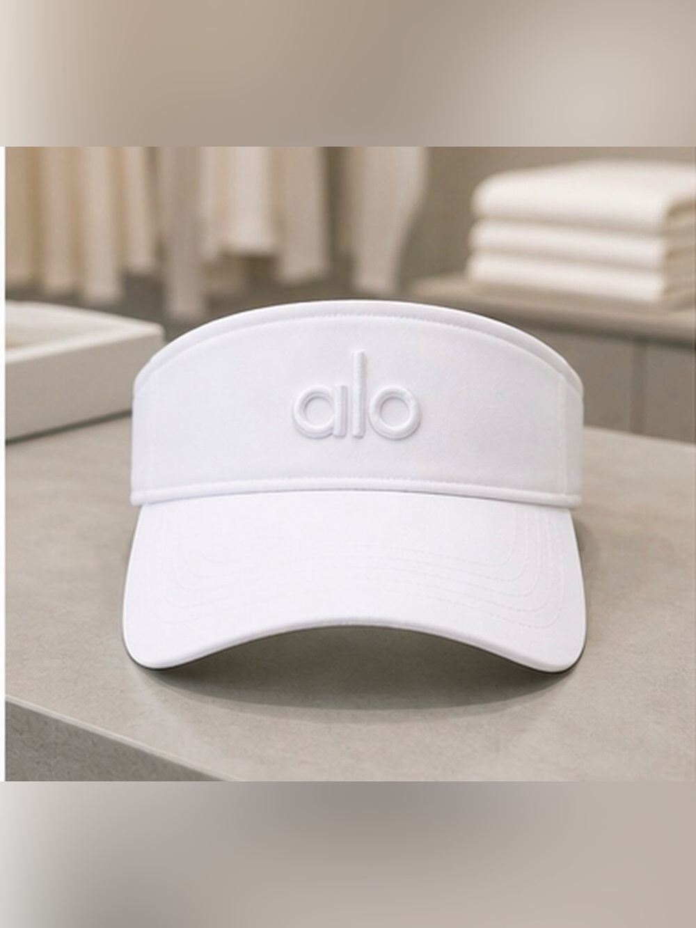 ALO Yoga White Travel Open Top Visor Hat Sporty NWOT